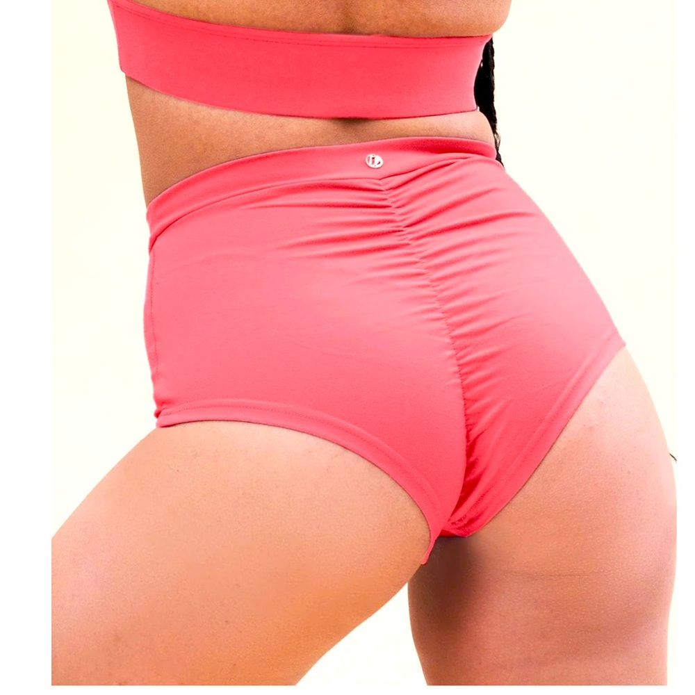 High Waist Basic Shorts In Coral